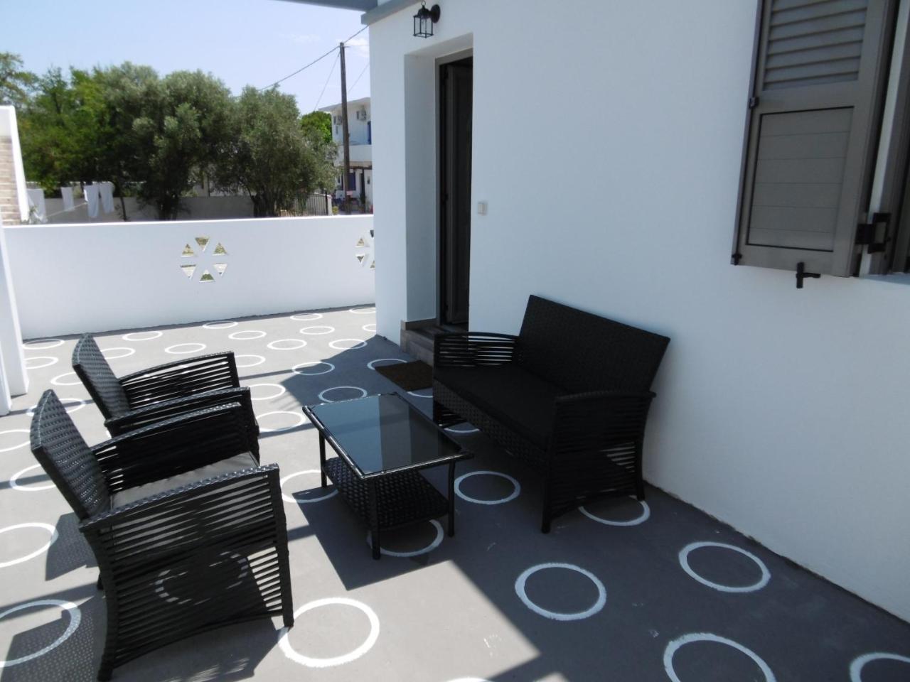 Skyros Panorama Studios Bagian luar foto
